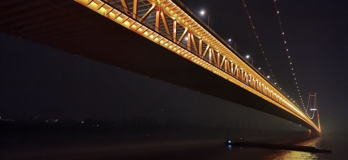 杨泗港长江大桥夜景